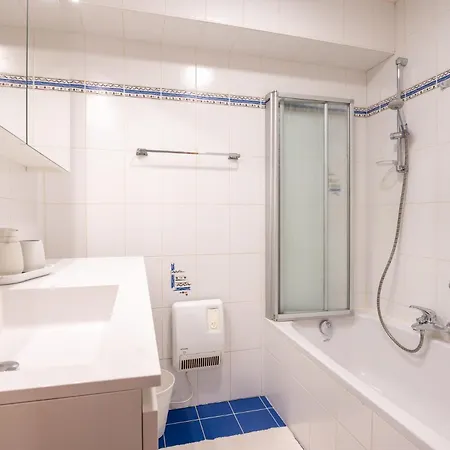 Beautiful With Sea Views And Parking Lejlighed *