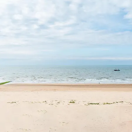 Beautiful With Sea Views And Parking *