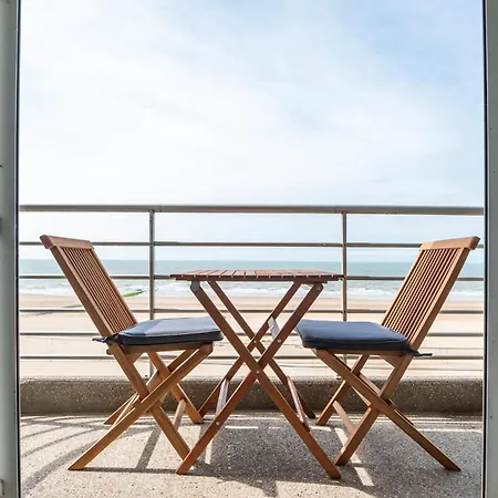 Beautiful With Sea Views And Parking * Ostenda